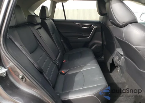 2024 Toyota Rav4 Xle Premium from USA, damaged, VIN 2T3A1RFV2RC416702